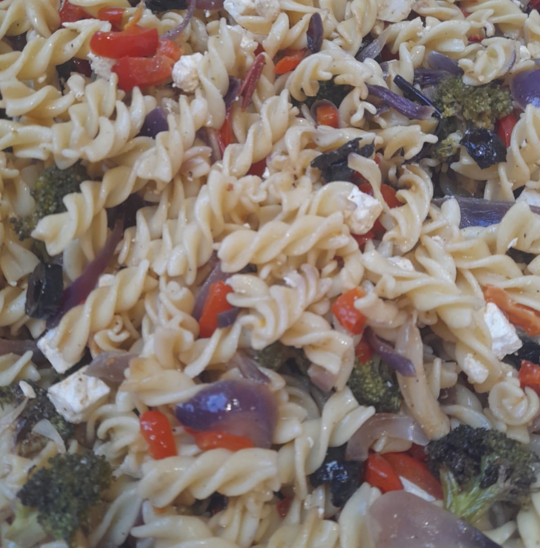 Mix Med Veg Pasta Salad (feeds 9 approx)